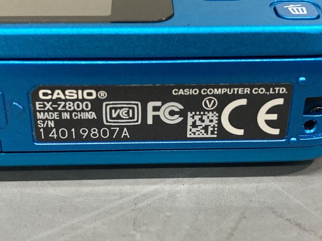 CASIO EXILIM EX-Z800 　ブルー