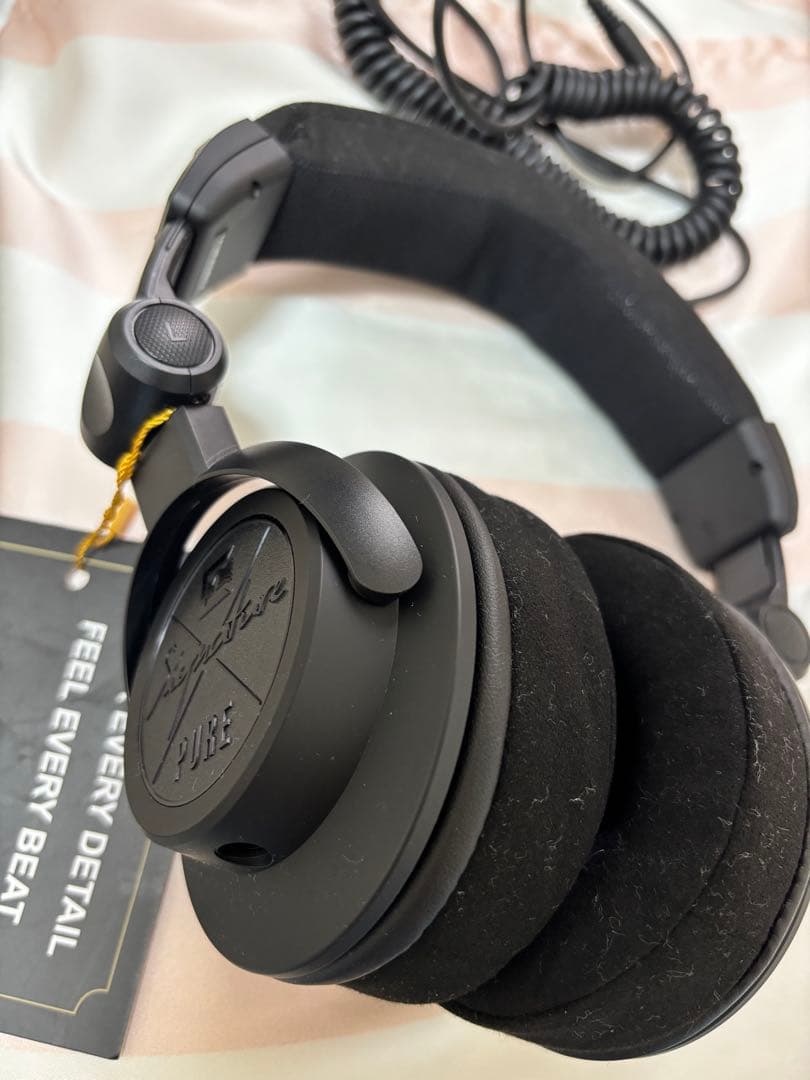 ultrasoneヘッドホン