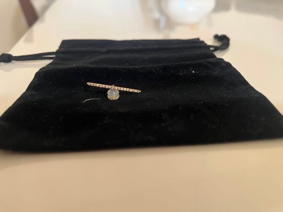 hirotaka ヒロタカ　Gossamer ショートバー ダイヤモンド ピアス