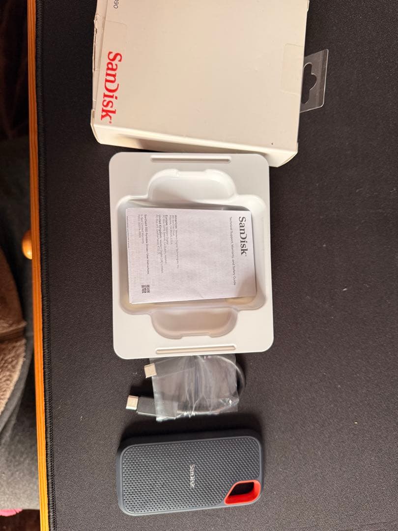 外付けハードディスク・ドライブ Sandisk SSD 4TB