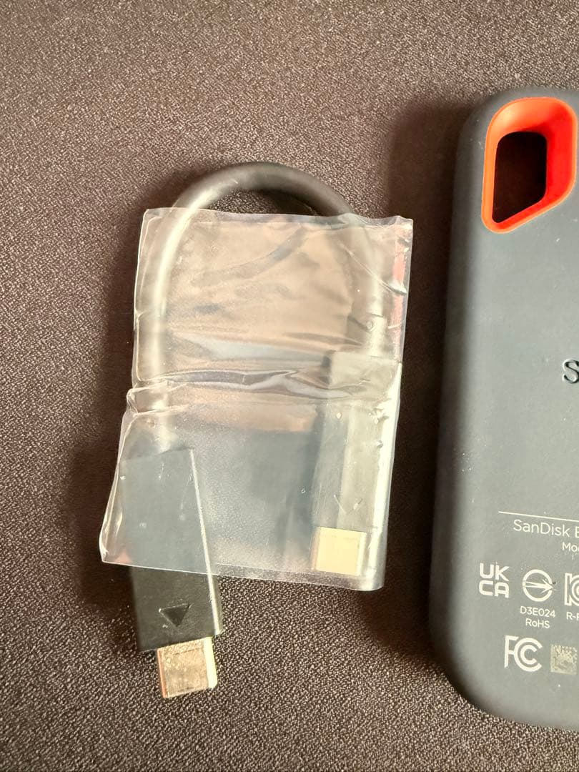 外付けハードディスク・ドライブ Sandisk SSD 4TB