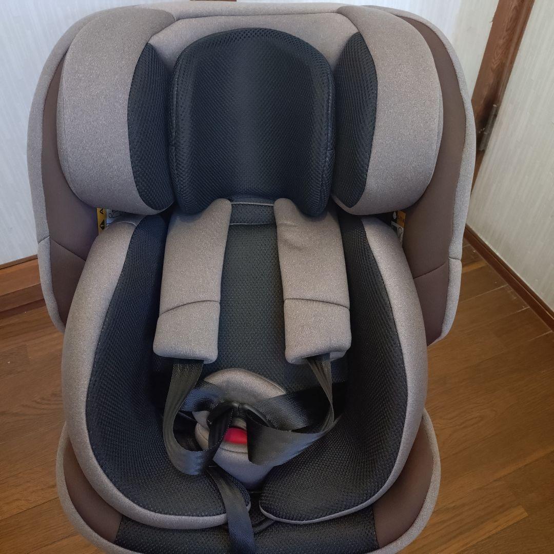 超美品 ネビオ Nebio ターンピットF 2024年製 チャイルドシート