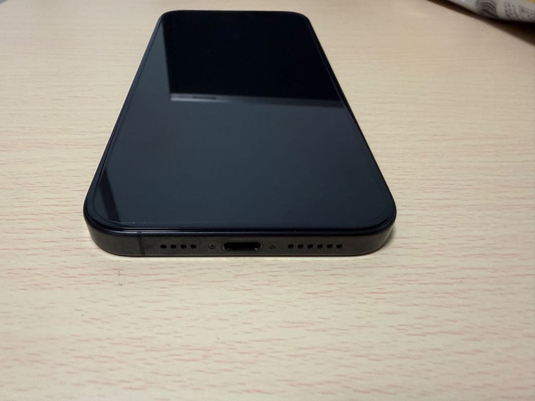 K*n様 iPhone 15Pro MAX 256GB 美品　おまけ付き