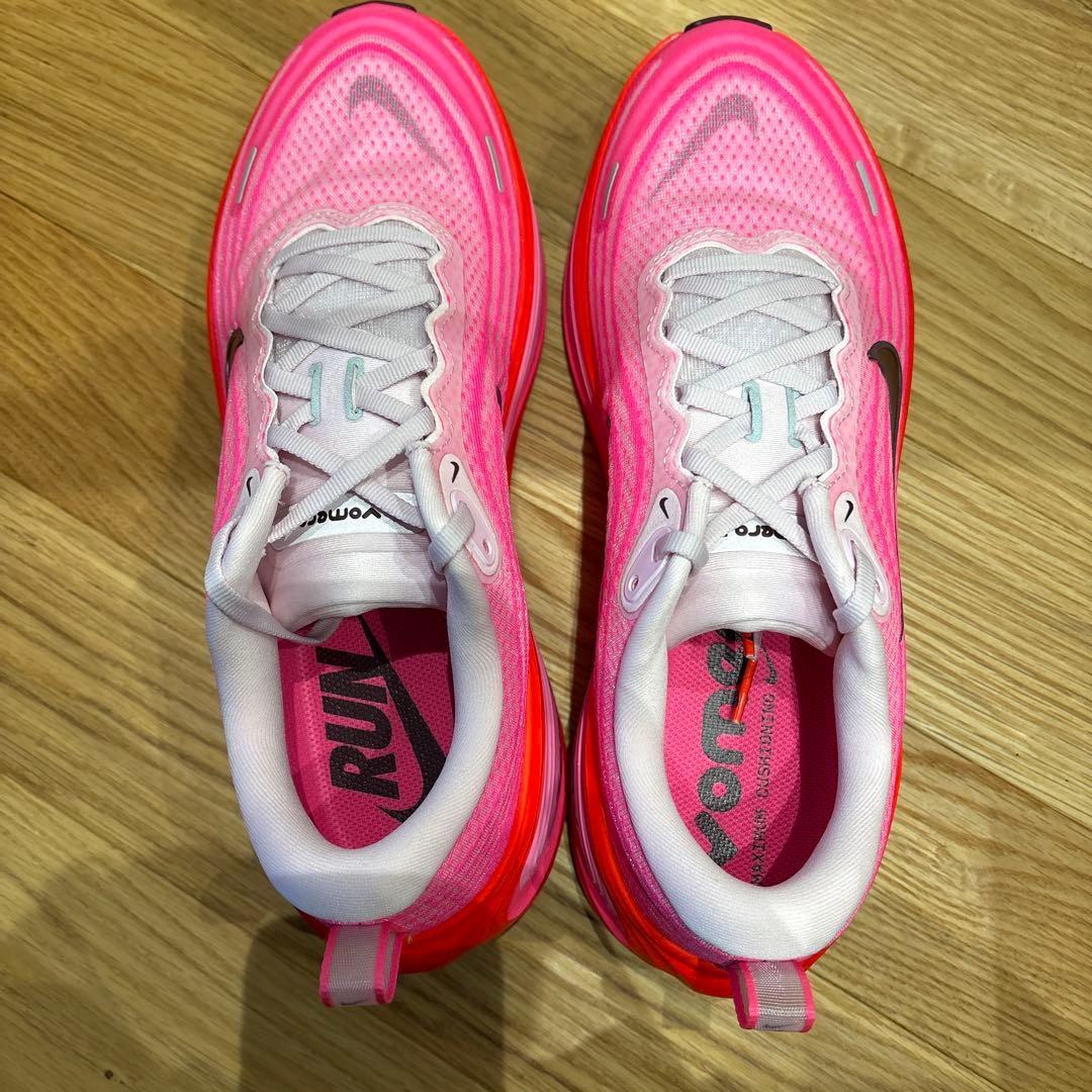 【ウィメンズ28.5cm(メンズ28cm)新品未使用】ナイキ ボメロプラス