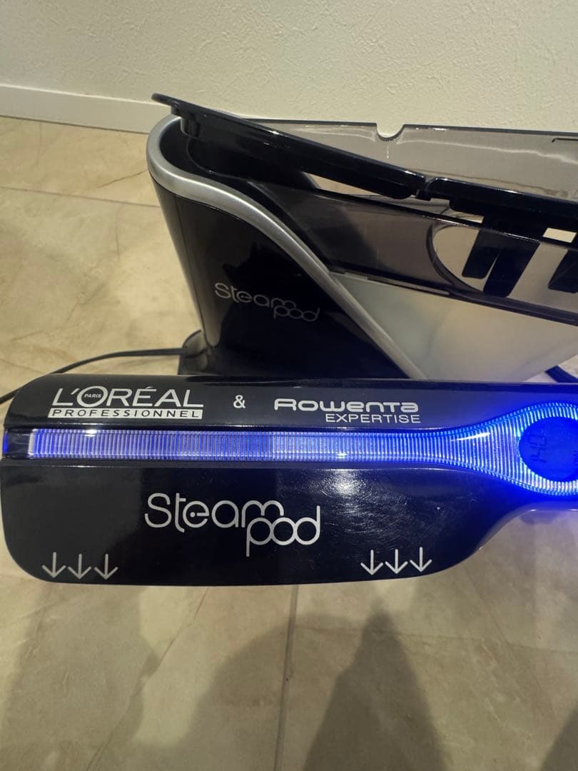 L'OREAL & ROWENTA SteamPod ストレートヘアアイロン
