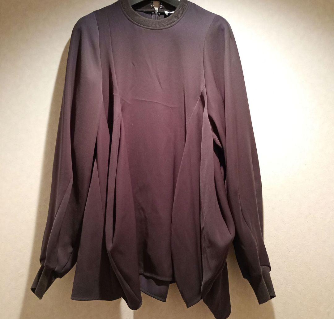 トップス ENFOLD / CURVE-DRAPE PULLOVER
