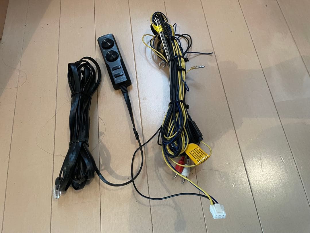 Pioneer carrozzeria パワードサブウーファー