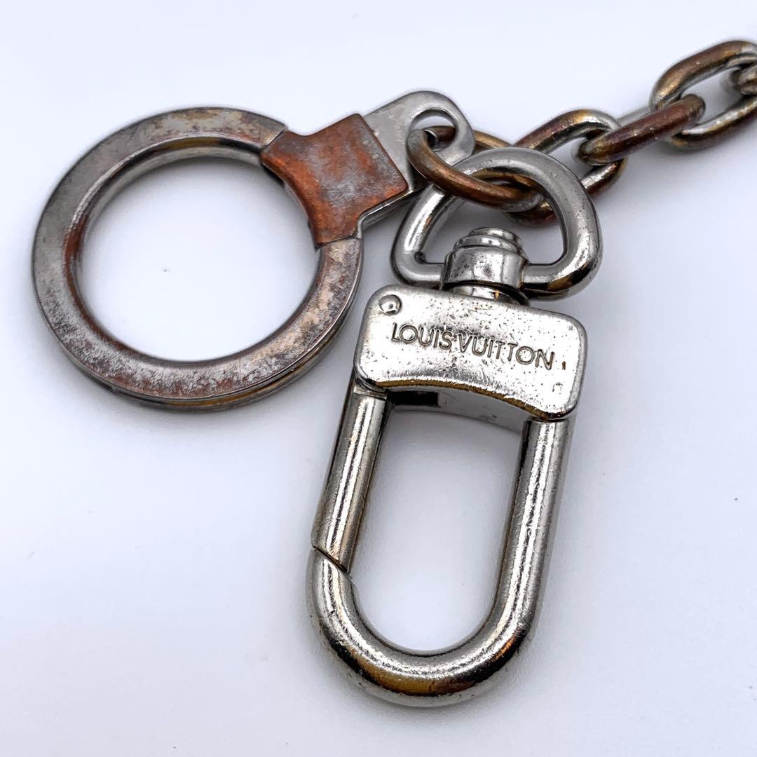 LOUIS VUITTON ポルト・クレ・イニシアル ロゴキーホルダー シルバー