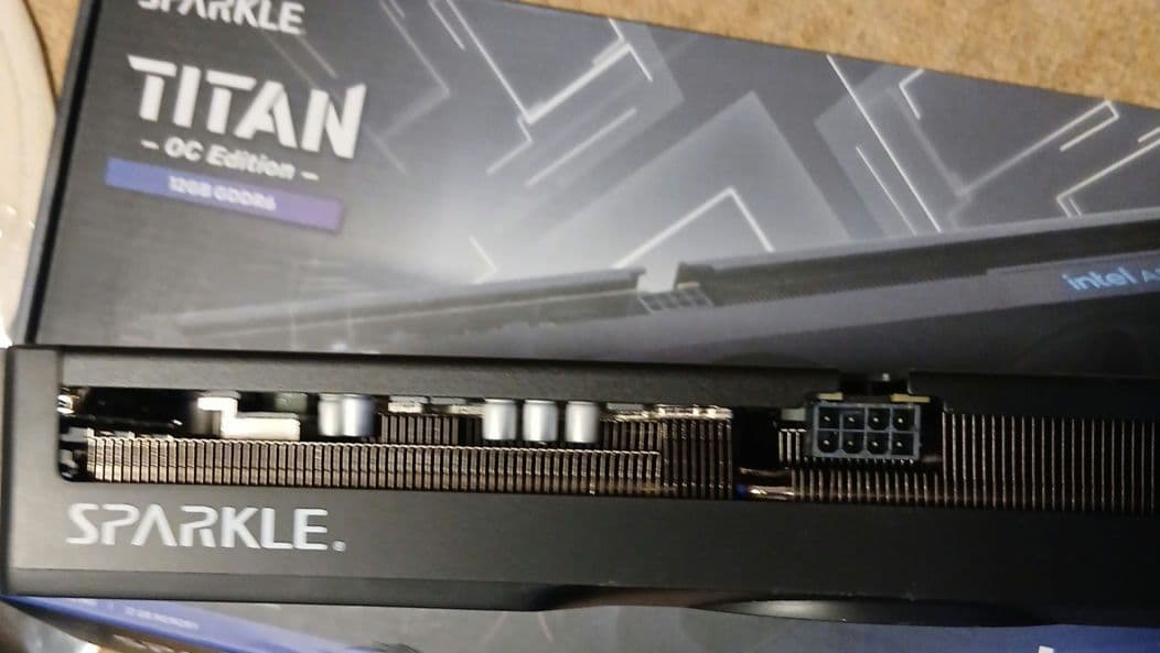 SPARKLE Intel Arc B580 TITAN シリーズ