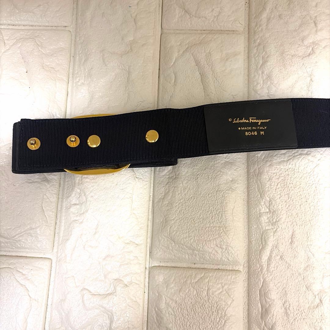 希少Salvatore Ferragamo フェラガモ　ヴァラ リボン ベルト