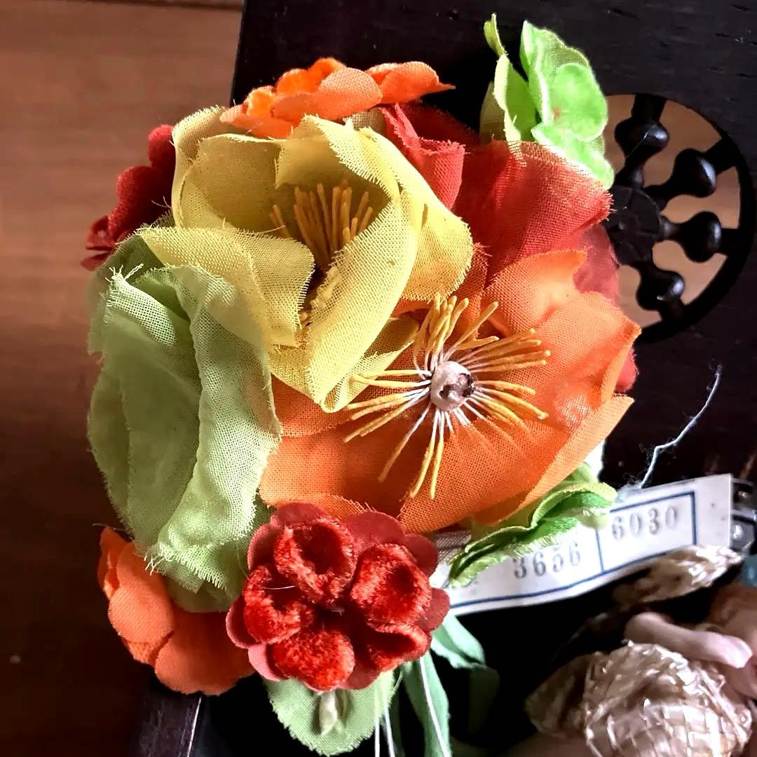 フランスアンティーク布花　ドイツアンティーク布花　ブーケ　ミニョネット付き