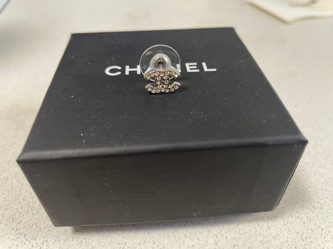 CHANEL クリスタル装飾 ピアス(片耳用)