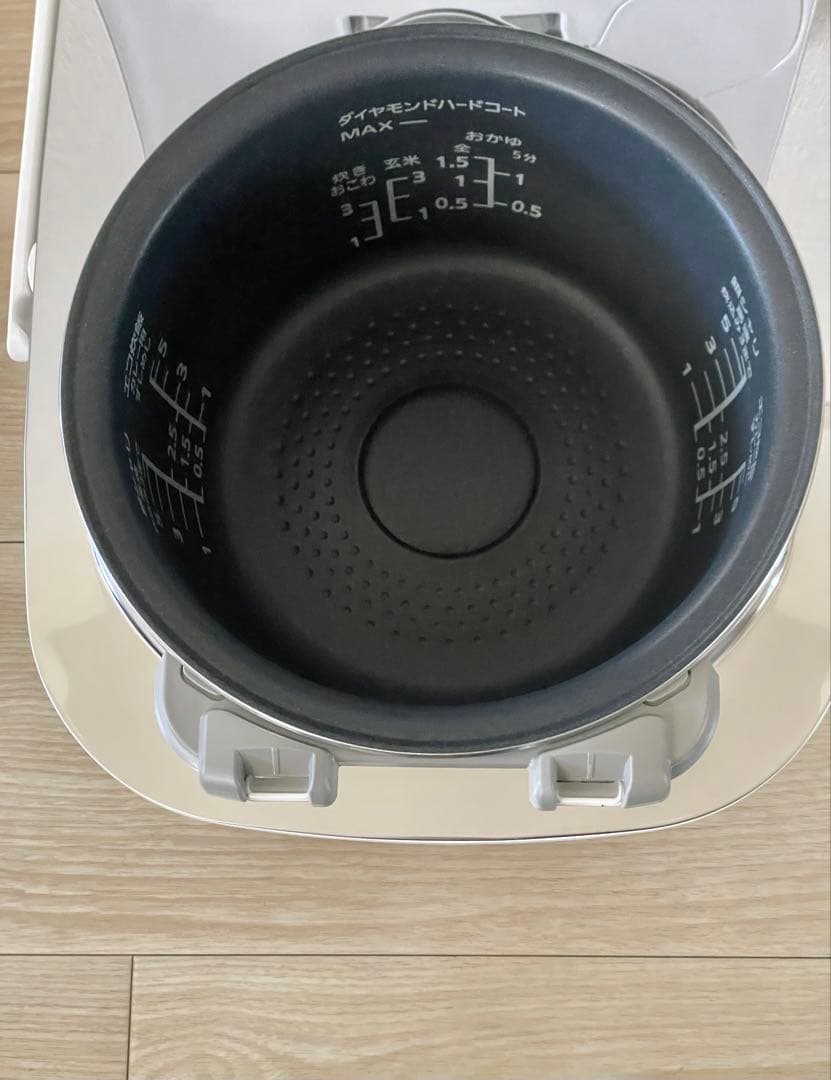 新品Panasonic 可変圧力IH ジャー炊飯器SR-PW109 2019年製