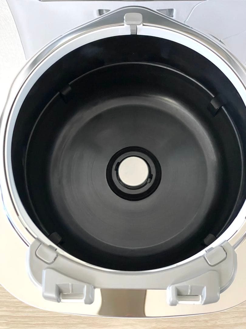 新品Panasonic 可変圧力IH ジャー炊飯器SR-PW109 2019年製