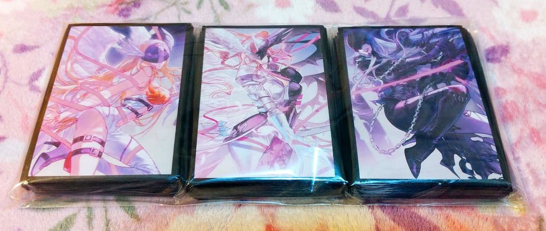 デジモン　エンジェウーモン　レディーデビモン　マスティモン　スリーブ　未開封