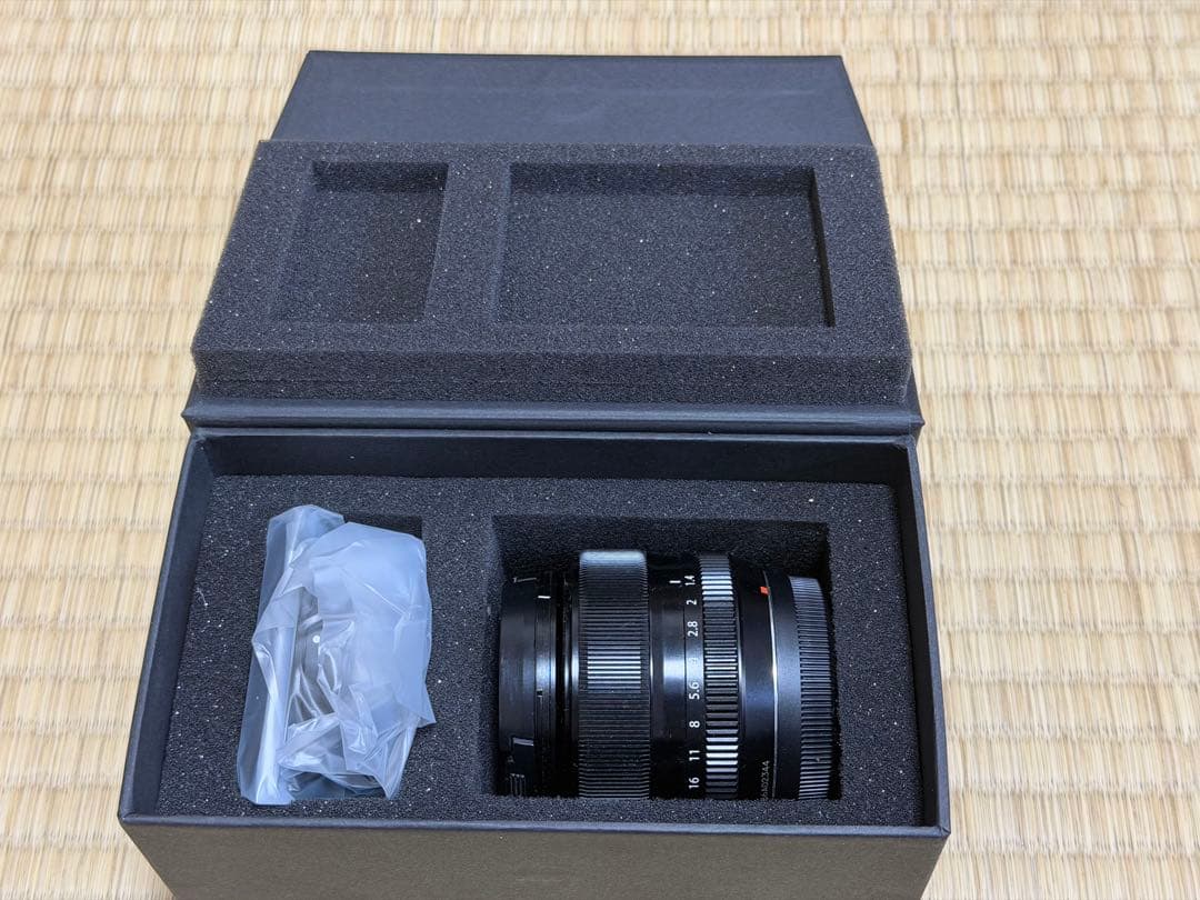 カメラレンズ XF35mmF1.4 R FUJINON