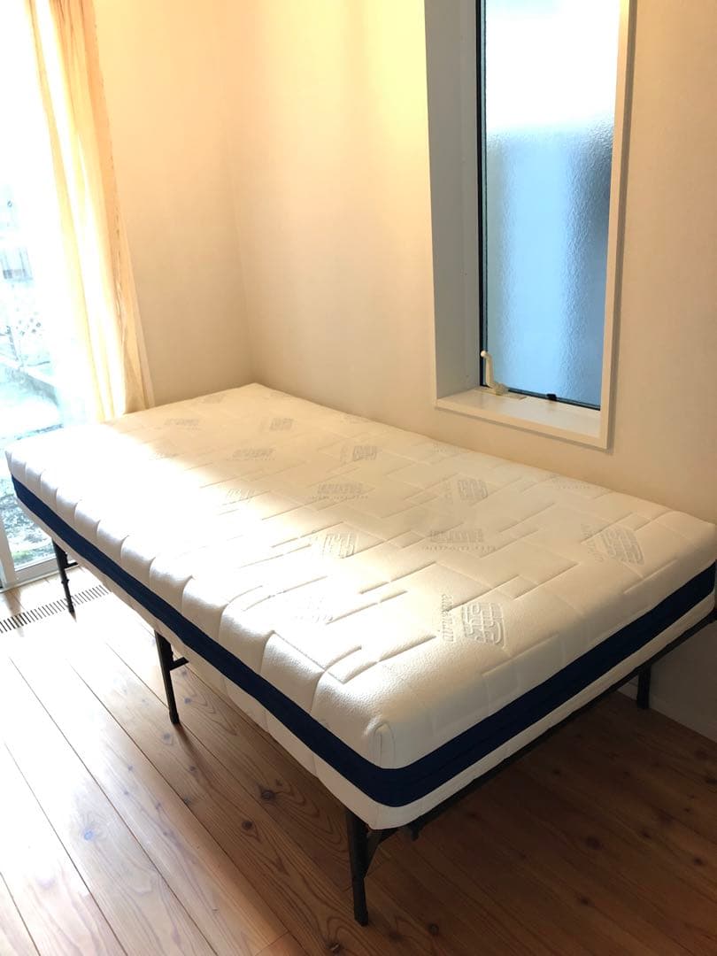 【美品】　エアウィーヴ ベッドマットレス　S03 シングル　硬さ調節