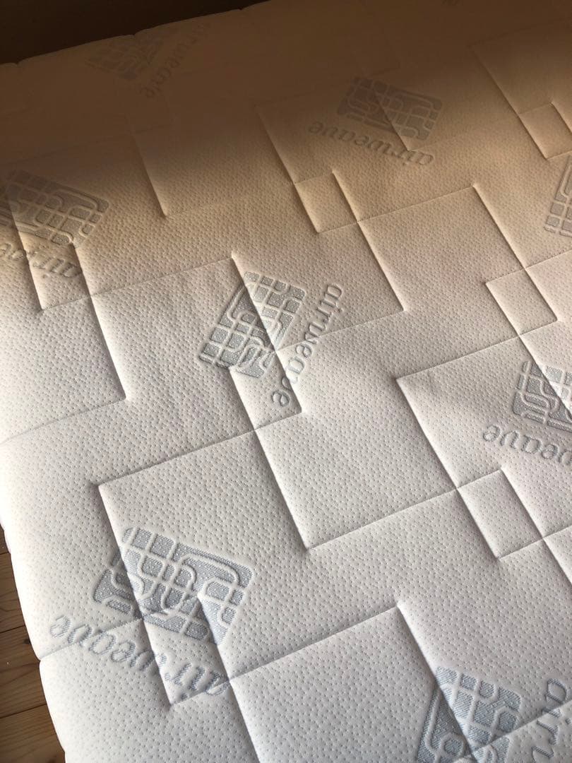 【美品】　エアウィーヴ ベッドマットレス　S03 シングル　硬さ調節