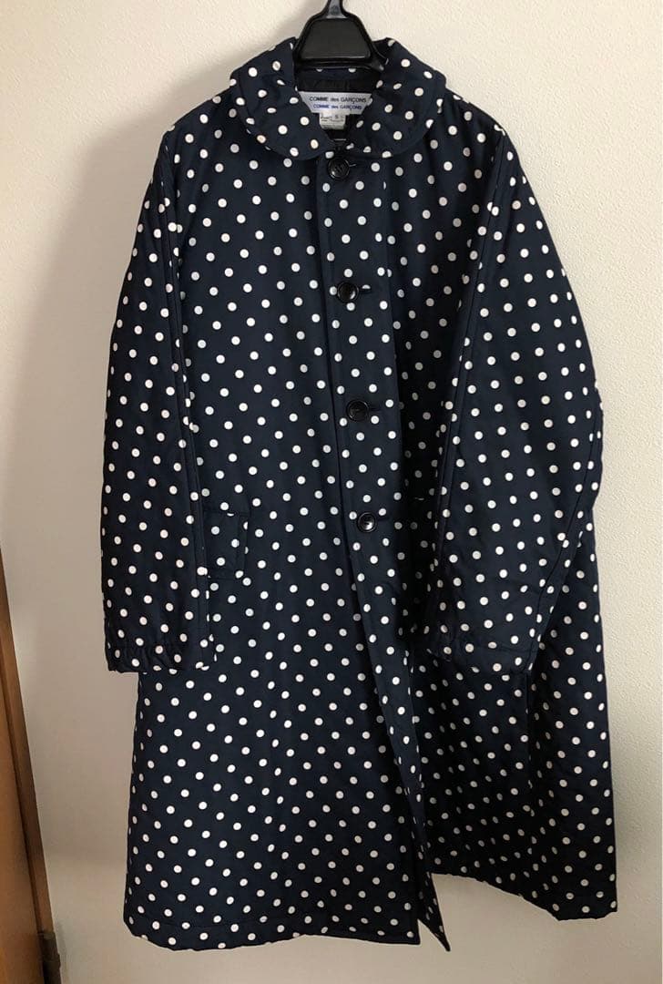 コムコム水玉模様 コート　ネイビー　S