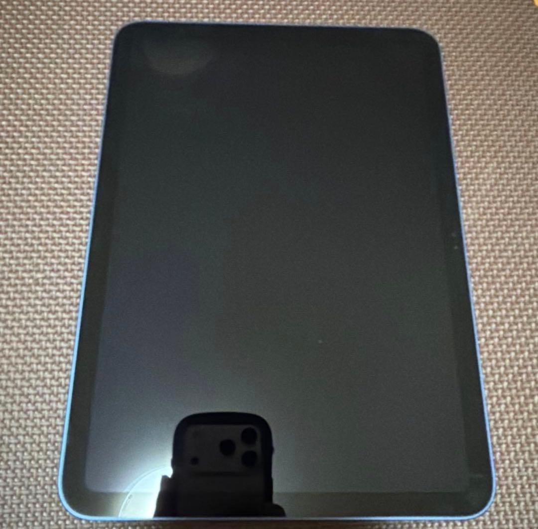 R*U様 Apple iPad 本体 第10世代 64GB WiFiモデル 付属