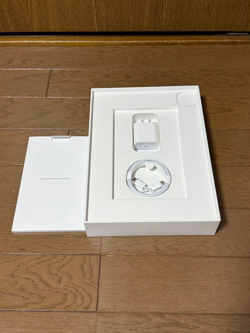 整備済み品 iPad Pro 11インチ第3世代 ケースとアップルペンシル付き