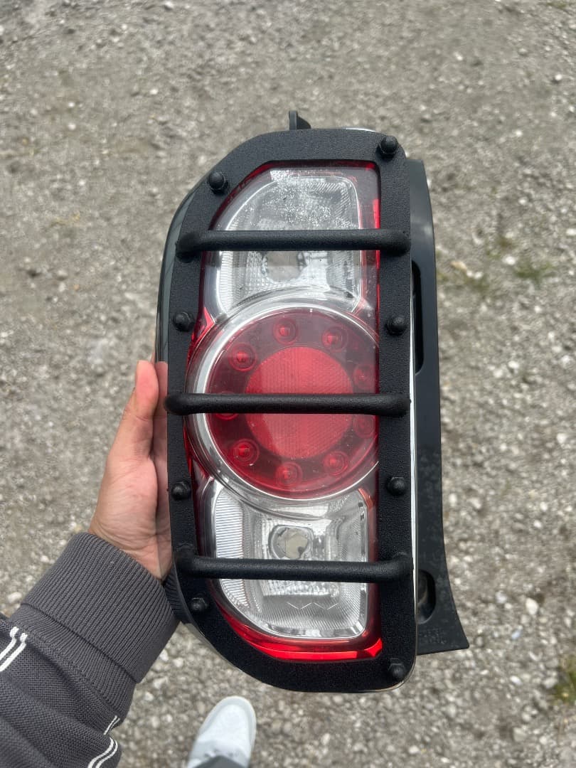 ハスラー　前期後期　テールランプガード　左右