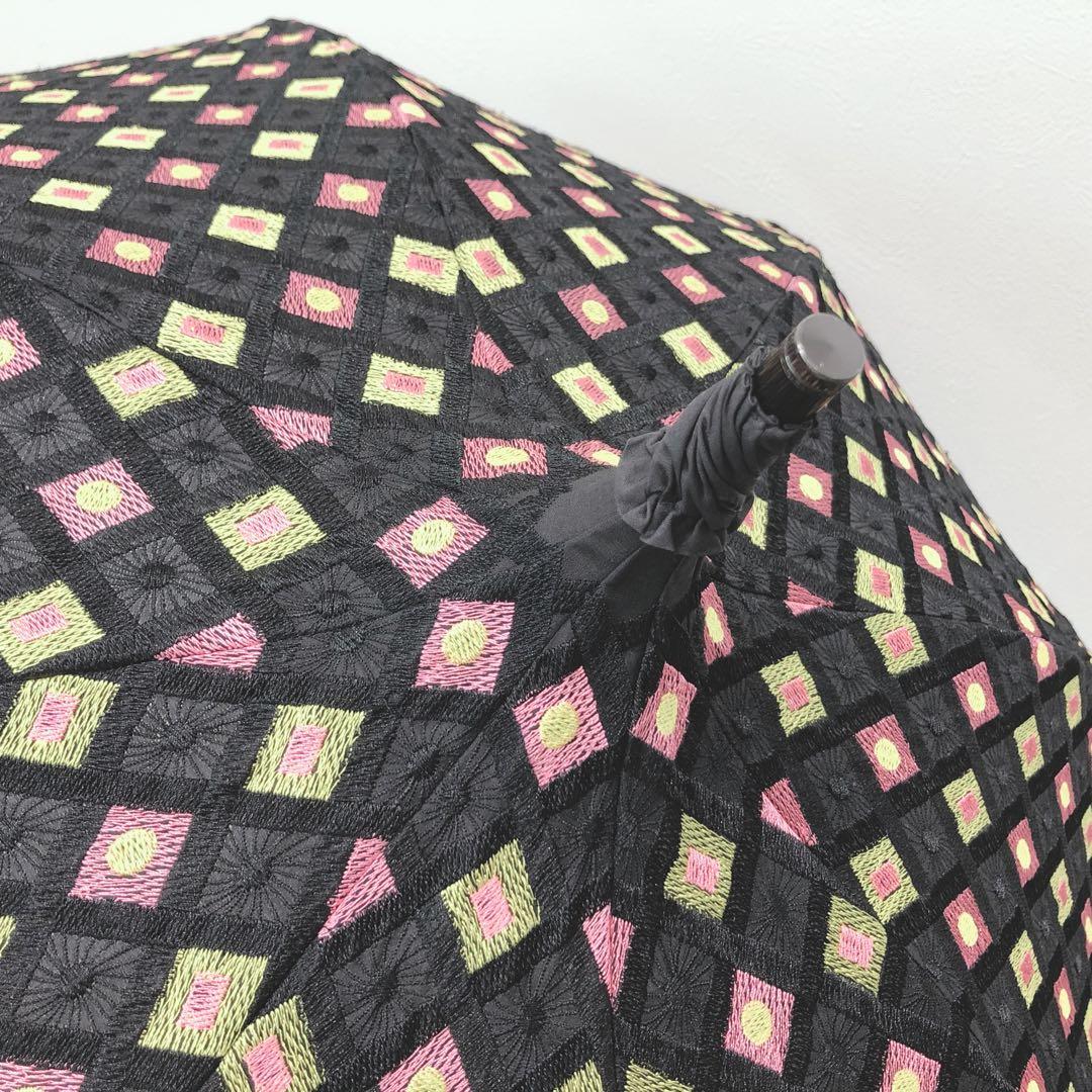 ☆美品☆ ANNASUI アナスイ 日傘 ブラック 刺繍 パゴダ 二段階伸縮