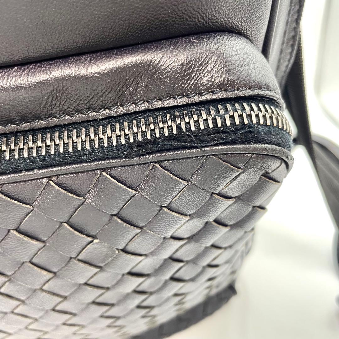 ボッテガヴェネタ　リュック　イントレチャート　大容量