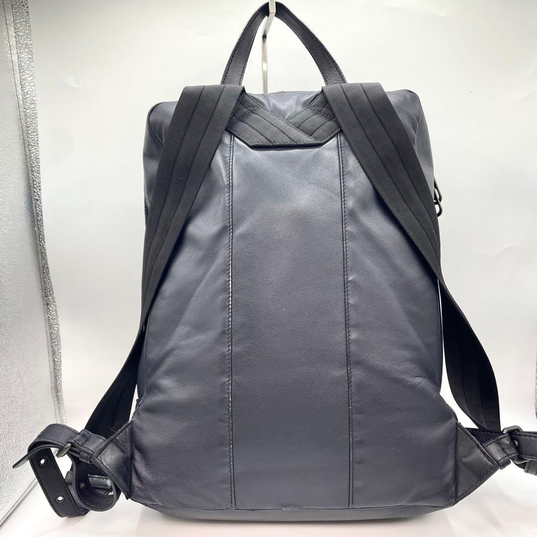 ボッテガヴェネタ　リュック　イントレチャート　大容量