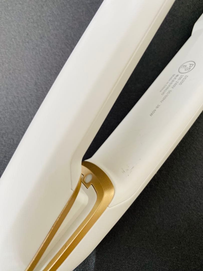 ⭐︎美品KINUJOヘアアイロン⭐︎