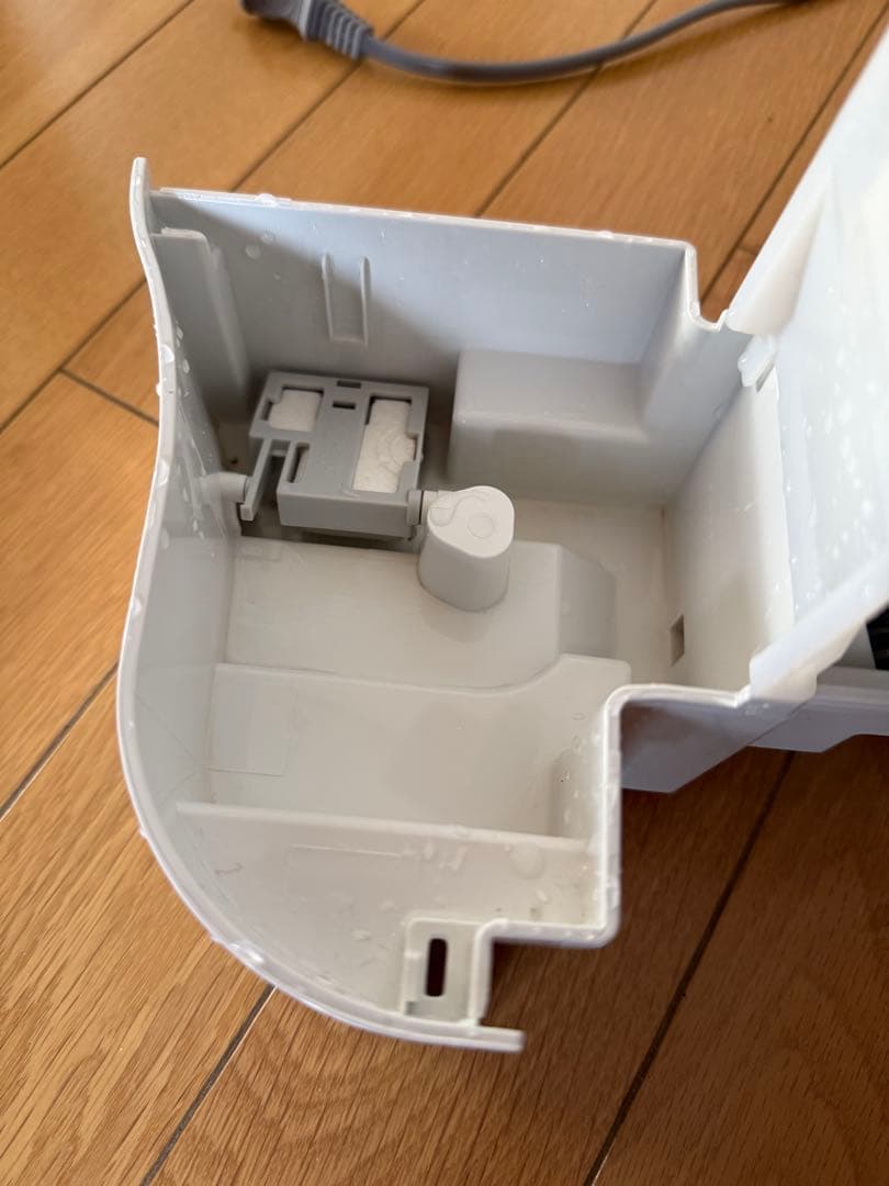 ア*ル様 プラズマクラスター KC-S50-W 2025　シャープ