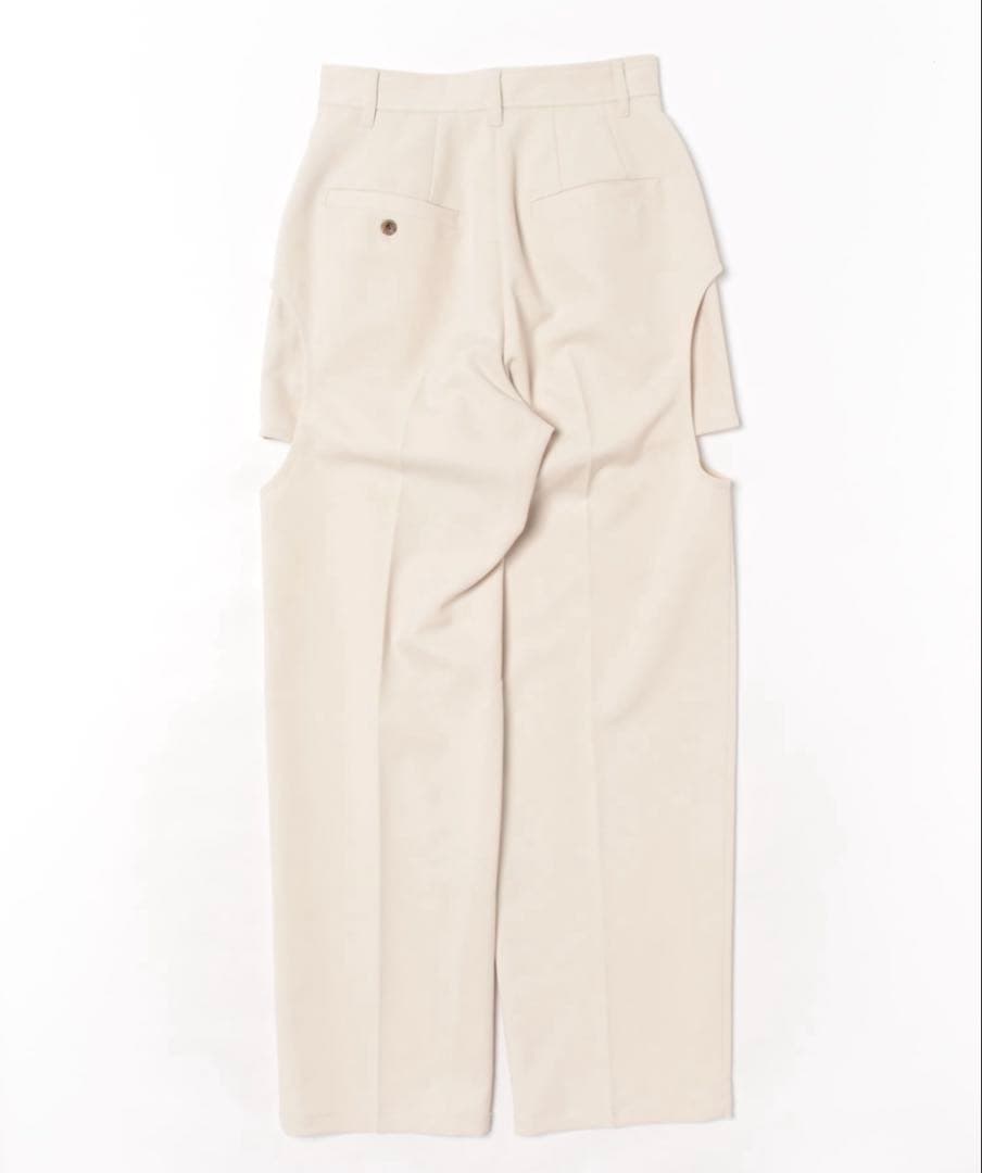 パンツ CLANE SIDE CIRCLE CUT PANTS