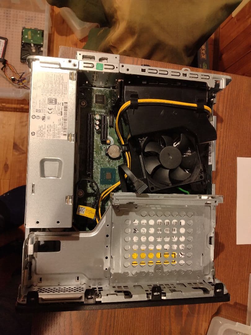 HP ProDesk 600 G4 SFF　第8世代、HDDなし部品取り