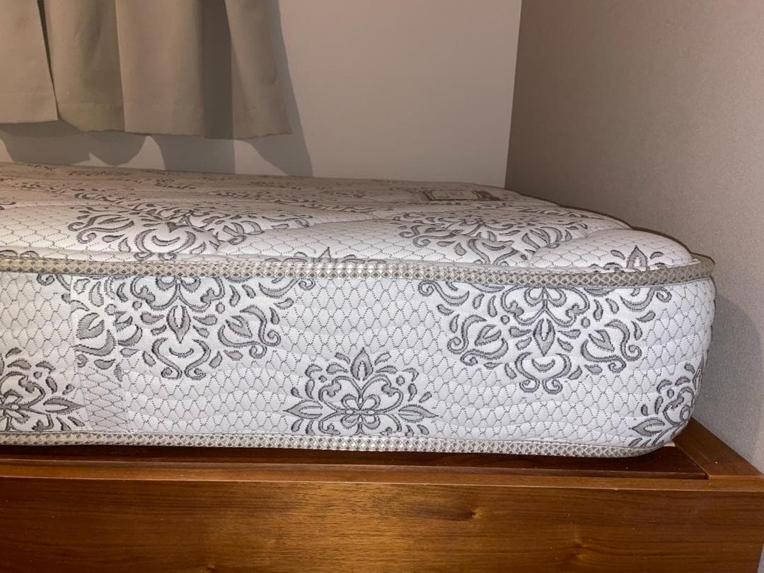 シモンズ　ビューティーレスト レギュラー セミダブル