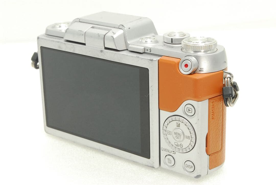 Panasonic LUMIX DMC-GF7❤️パナソニック ボディ ミラーレス