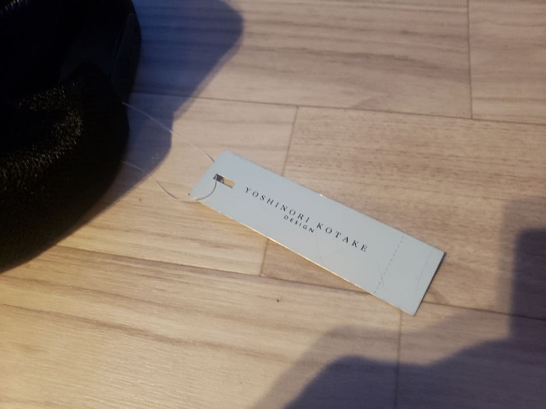 新品未使用ヨシノリコタケ　カーキ色カモ柄ナンバー3キャップです