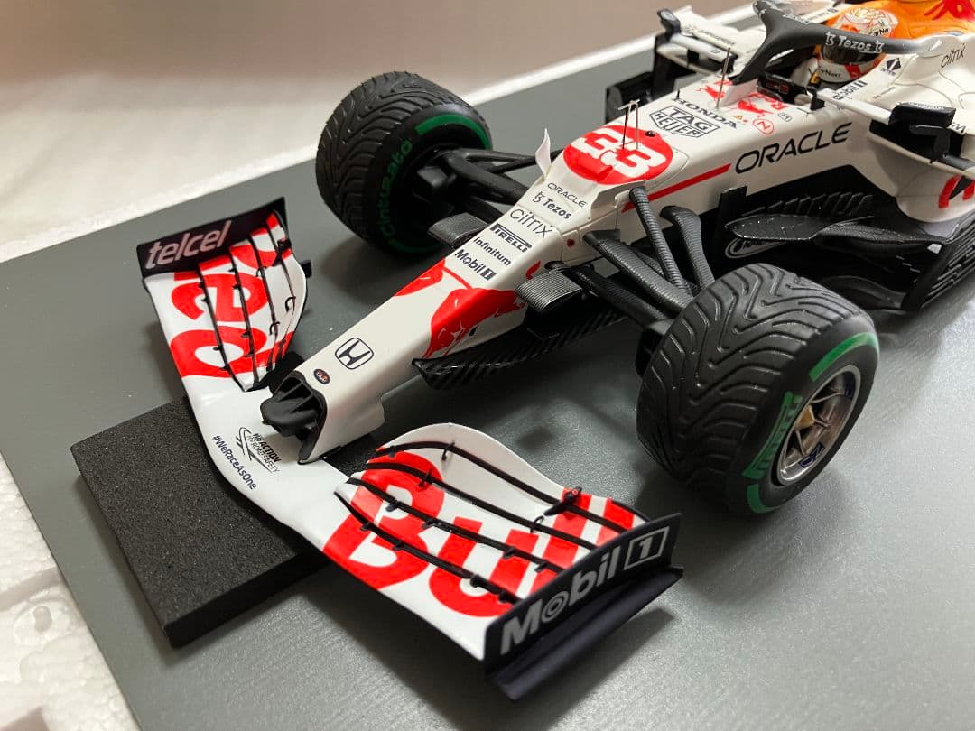 O⑭ 1/18 スパーク製 レッドブルRB16BトルコGP ありがとうカラー