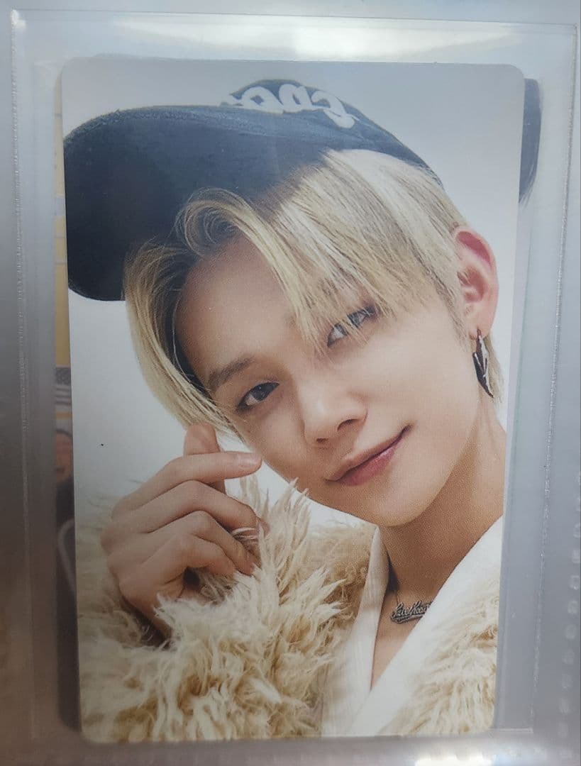 【新春セール】TXT ヨンジュン ラキドロ 当選品 Thursday child