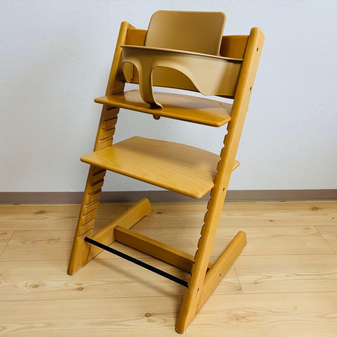 ベビーセット付き！　ストッケ　トリップ トラップ　ベビーチェア　ナチュラル