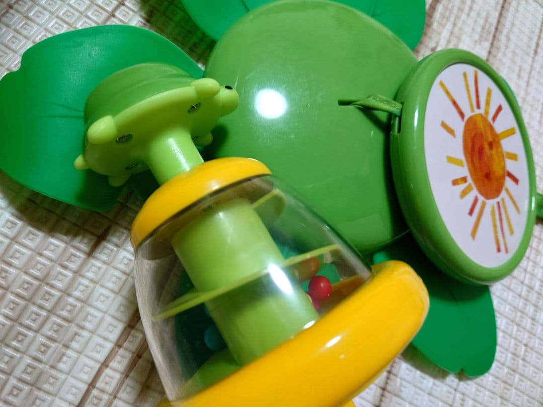 はらぺこあおむし　アクティビティジャンパー　Eric Carle ベビージム