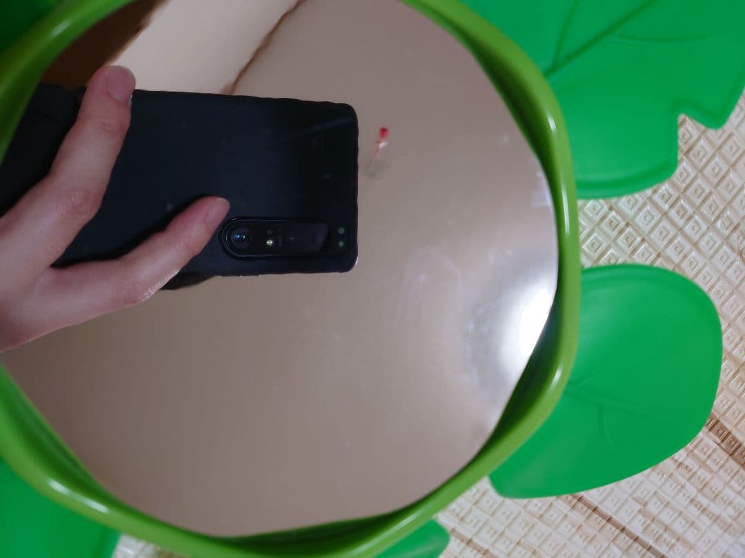 はらぺこあおむし　アクティビティジャンパー　Eric Carle ベビージム