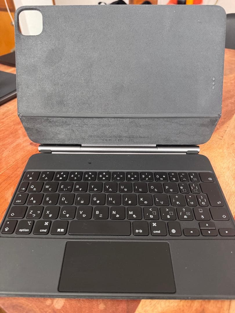 iPad Air M2 11 128GB + Magic Keyboard 美品