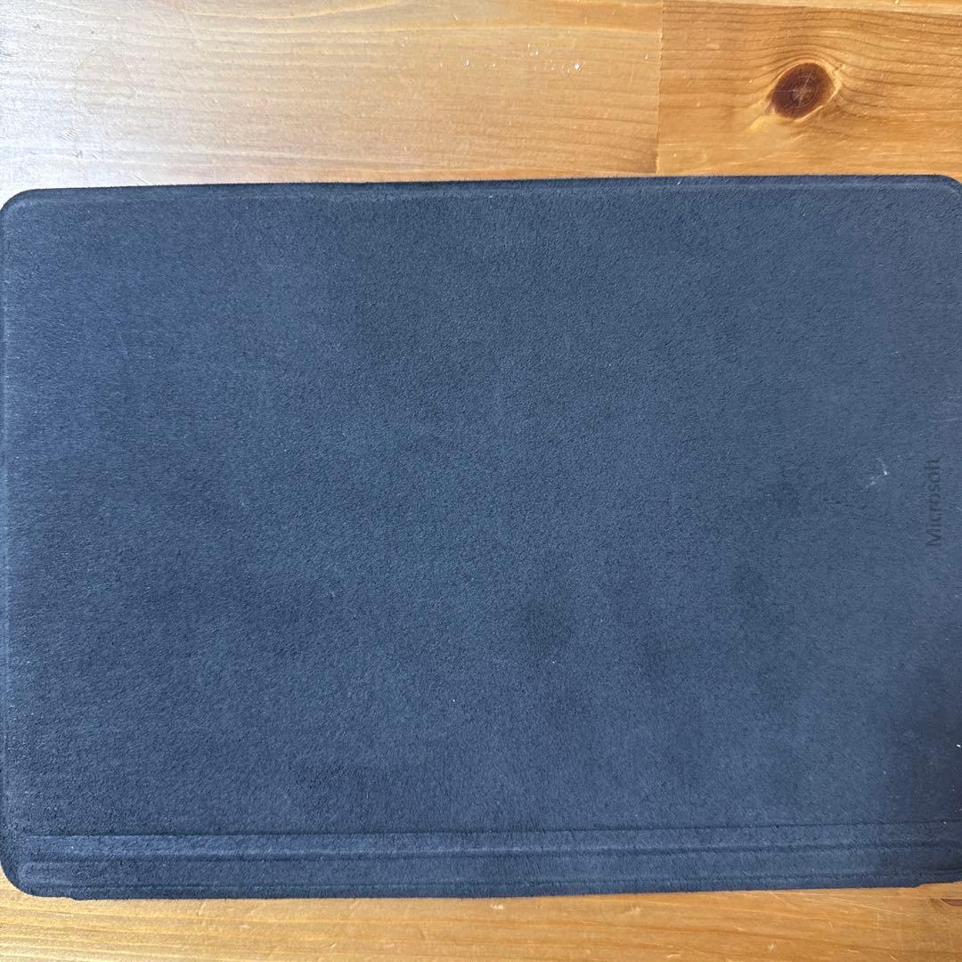 Surface Go2　ノートパソコン　PC　箱無し　説明書無し