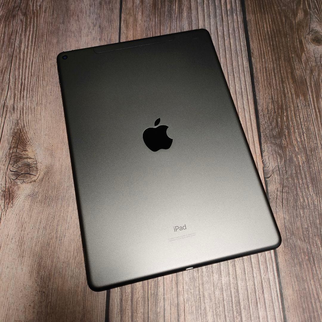 iPad Air 3世代 256GB SIMフリー 美品
