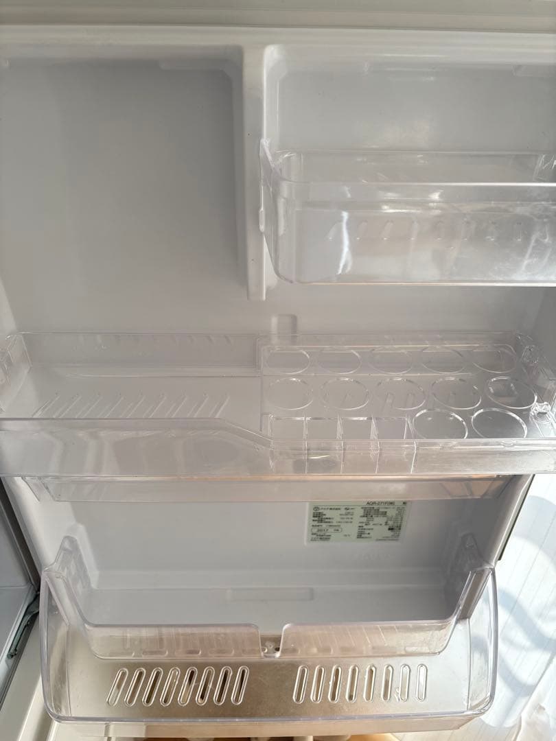 アクア　冷蔵庫 AQR-271F ホワイト　3ドア　272L 送料無料　美品