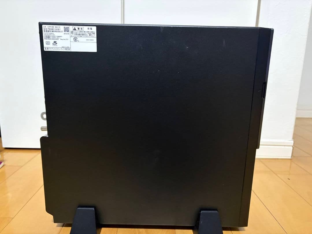 Windowsデスクトップ Fujitsu ESPRIMO i7 8700 16gb 256gb