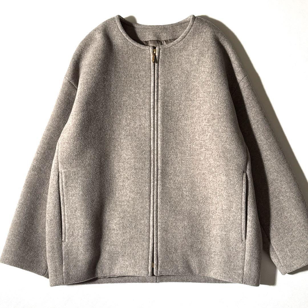 ばず　様ノーブル MTRカラーレスジップショートコート ベージュ 32