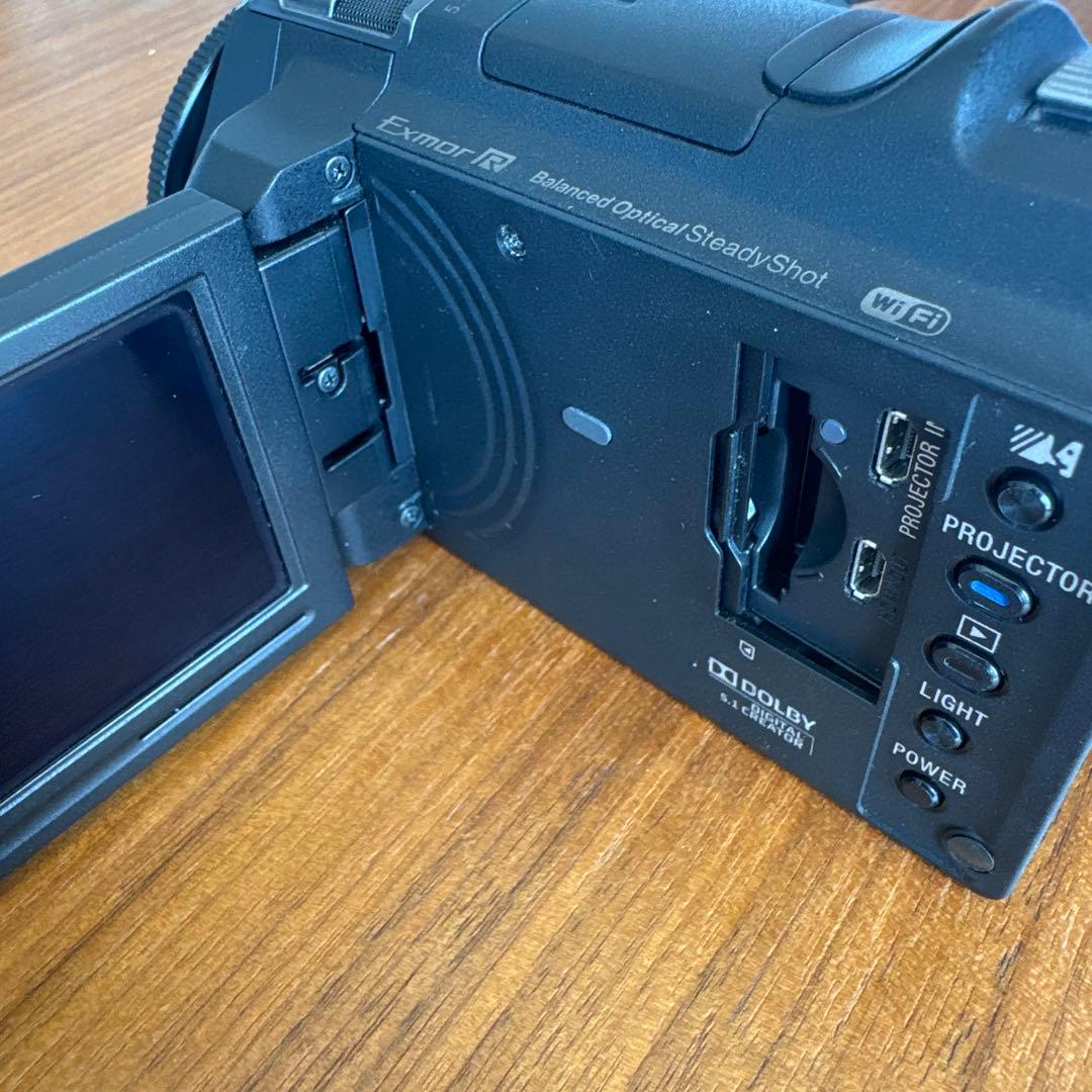 【SONY ソニー】ハンディカム HDR-PJ800 プロジェクター搭載モデル