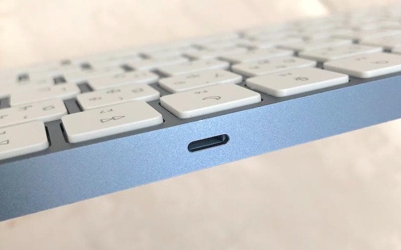 限定カラー｜ブルー｜Touch ID｜MAGIC KEYBOARD ｜APPLE