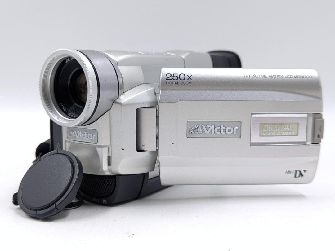 miniDVのダビングに！ Victor ビデオカメラ GR-DVF10